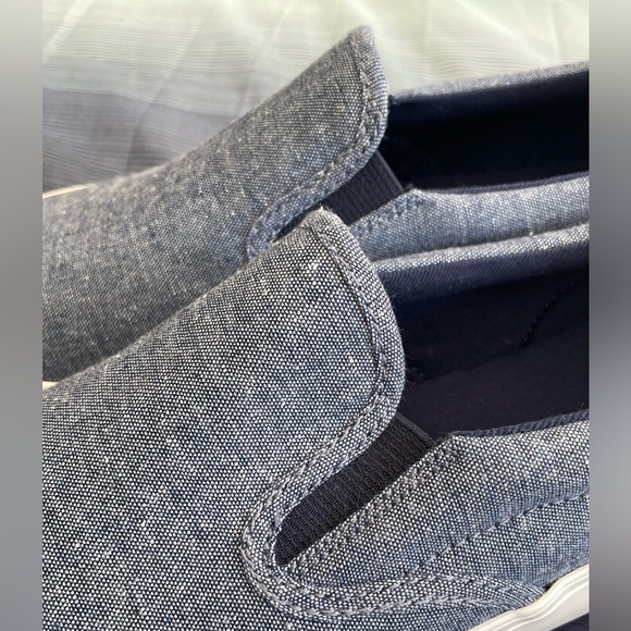 Old Navy Kids Loafers • Denim • Size 5 - Picture 7 of 9